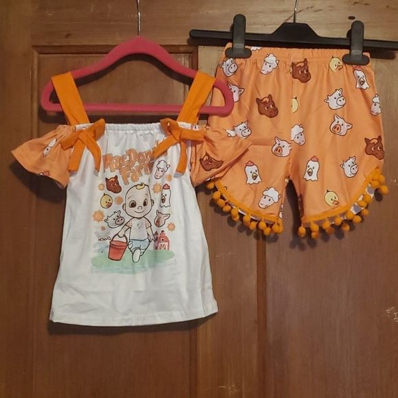 NEW COCOMELON MACDONALD FARM 2 PIECE SHORT SET